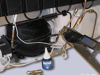 海珠區(qū)專業(yè)冰箱維修服務 廣州華修電器快速解決冰箱不制冷問題